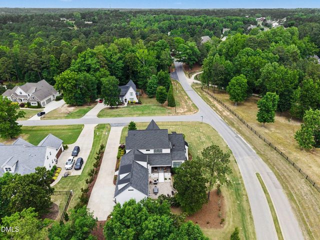 17 Stella Court, Clayton, NC 27527