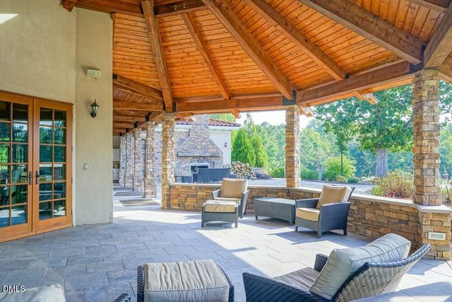 17 Stella Court, Clayton, NC 27527