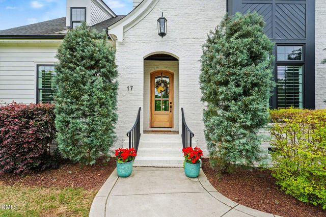 17 Stella Court, Clayton, NC 27527