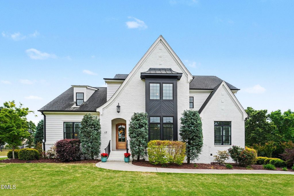 17 Stella Court, Clayton, NC 27527