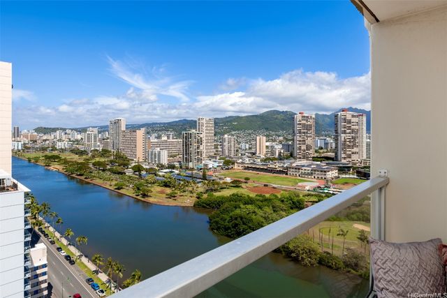 445 Seaside Avenue 2506, Honolulu, HI 96815