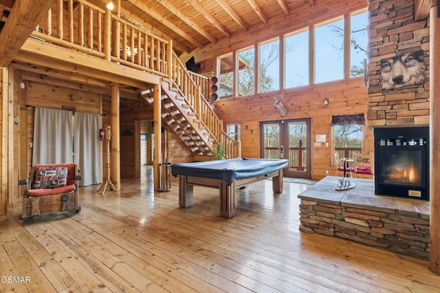 1707 Ridgecrest Drive, Sevierville, TN 37876