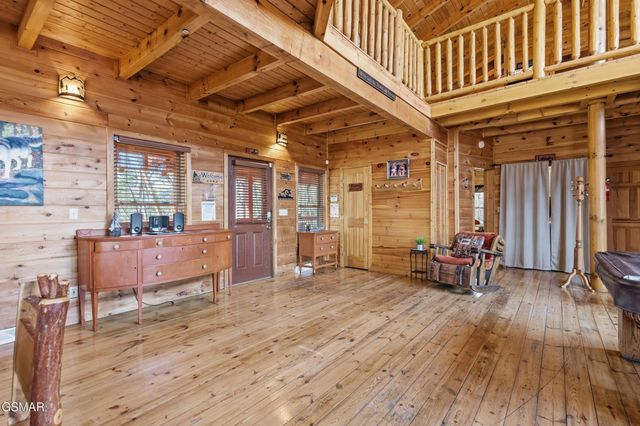 1707 Ridgecrest Drive, Sevierville, TN 37876