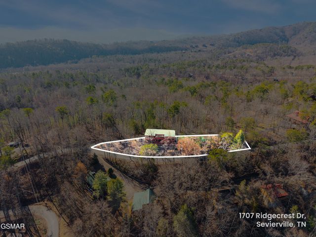 1707 Ridgecrest Drive, Sevierville, TN 37876