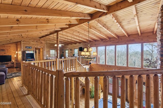 1707 Ridgecrest Drive, Sevierville, TN 37876