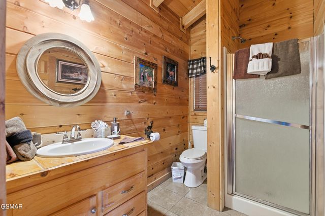 1707 Ridgecrest Drive, Sevierville, TN 37876