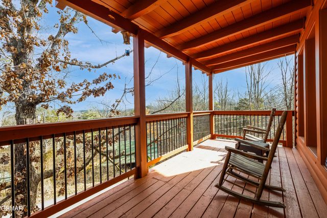 1707 Ridgecrest Drive, Sevierville, TN 37876