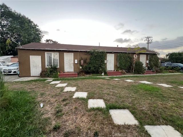 4616 W 111th Street, Lennox, CA 90304