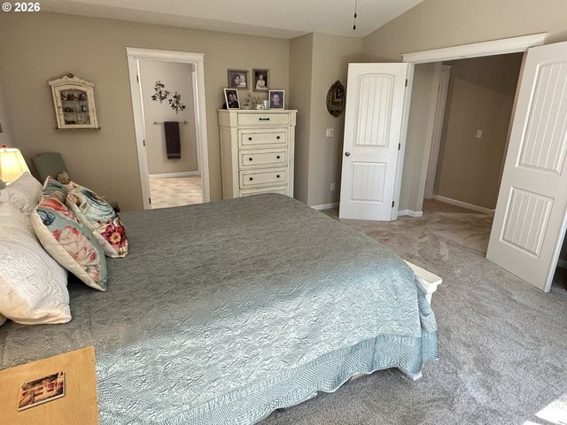 59290 FOREST TRAIL Cir, St Helens, OR 97051