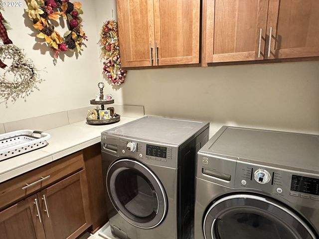 59290 FOREST TRAIL Cir, St Helens, OR 97051