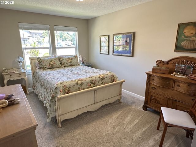 59290 FOREST TRAIL Cir, St Helens, OR 97051