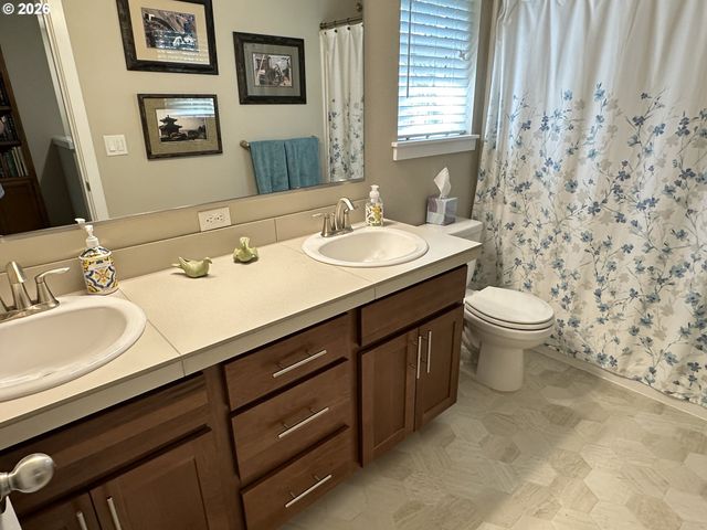 59290 FOREST TRAIL Cir, St Helens, OR 97051