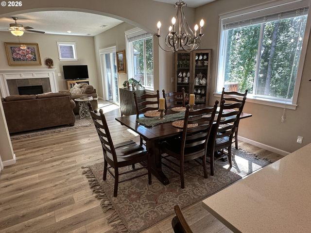 59290 FOREST TRAIL Cir, St Helens, OR 97051