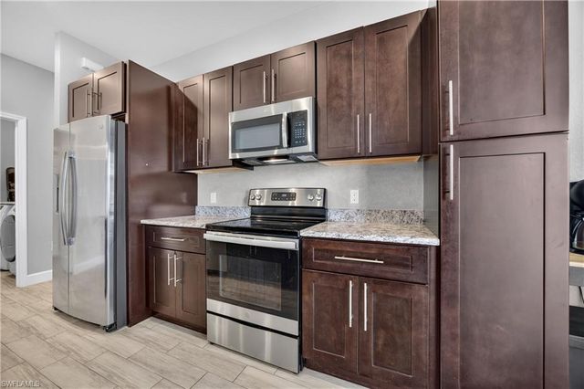 2909 NW 24th AVE, Cape Coral, FL 33993