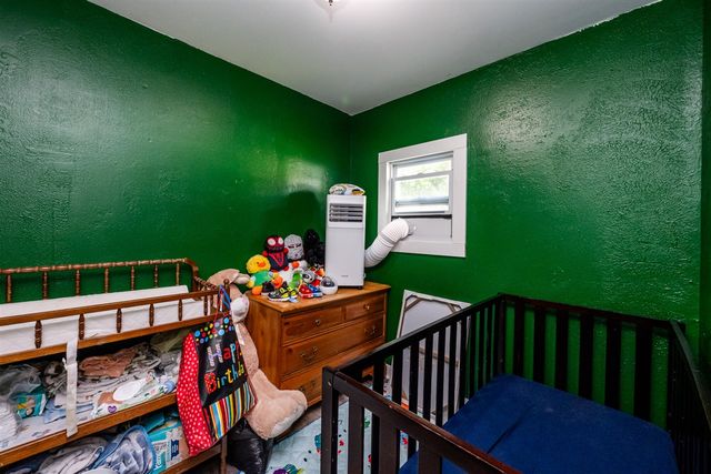 307 E Telegraph Street, Dowagiac, MI 49047