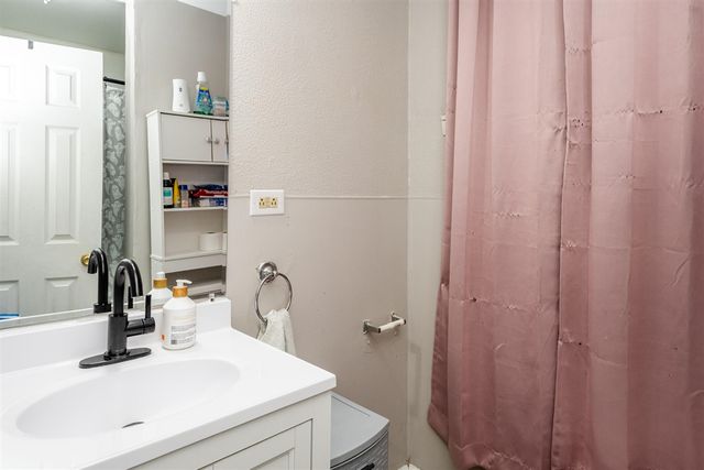 307 E Telegraph Street, Dowagiac, MI 49047