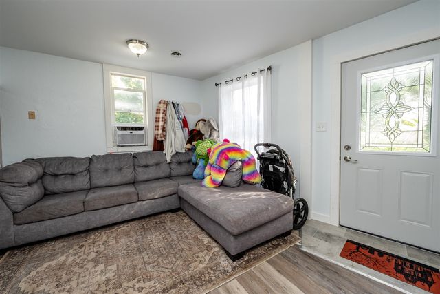 307 E Telegraph Street, Dowagiac, MI 49047