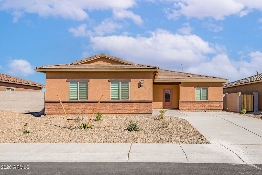 625 W Red Hawk Court, Casa Grande, AZ 85122