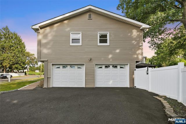 66 Lockwood Place, Clifton, NJ 07012