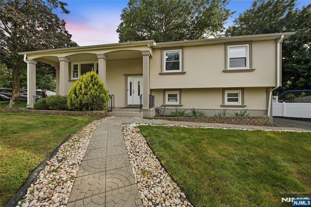 66 Lockwood Place, Clifton, NJ 07012