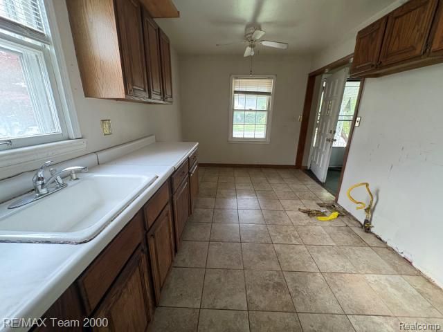 19131 Elkhart Street, Harper Woods, MI 48225