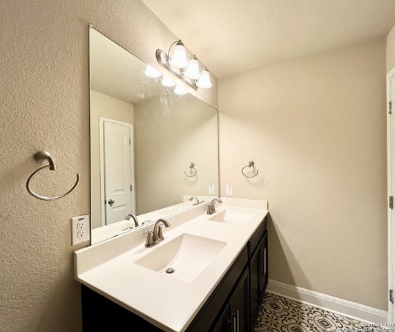 6643 Willow Farm, San Antonio, TX 78249