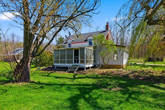 N3028 Hill Lane, Fort Atkinson, WI 53538