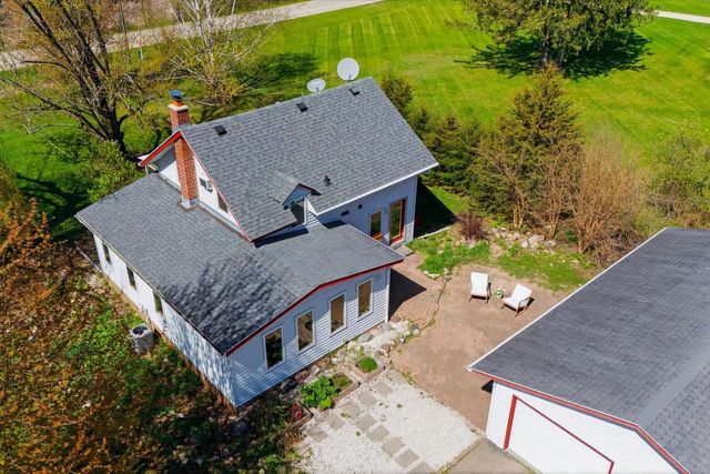 N3028 Hill Lane, Fort Atkinson, WI 53538