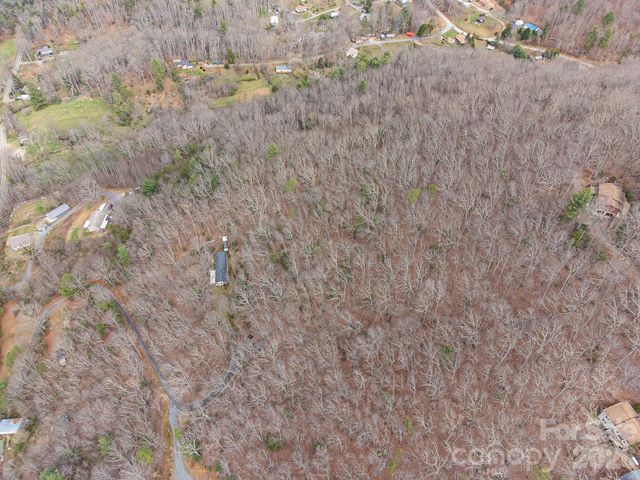 99999 Oak Ridge Road, Swannanoa, NC 28778