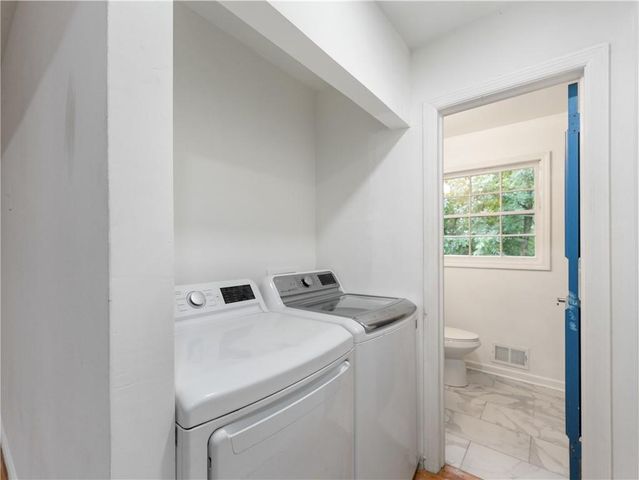 1685 Dunwoody Place NE Top, Atlanta, GA 30324