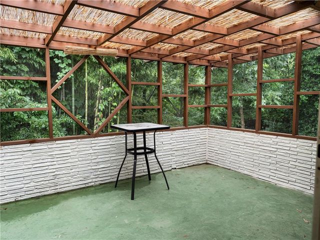 1685 Dunwoody Place NE Top, Atlanta, GA 30324