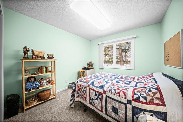 1128 Walnut Grove Drive, Norton Shores, MI 49441