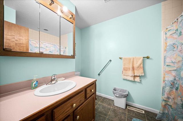 1128 Walnut Grove Drive, Norton Shores, MI 49441