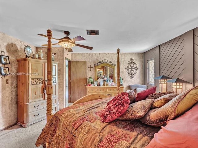 5310 SW 109th Ave, Davie, FL 33328