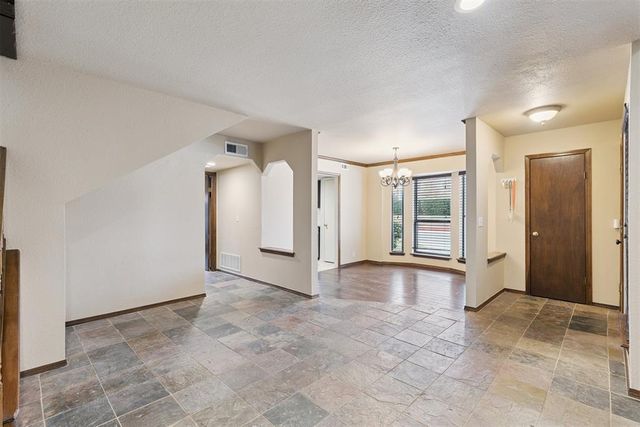 6500 N Grand Boulevard 131, Oklahoma City, OK 73116