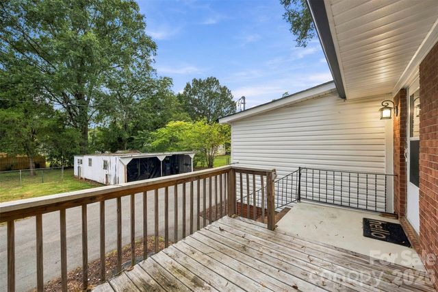 1094 Union Street S, Concord, NC 28025