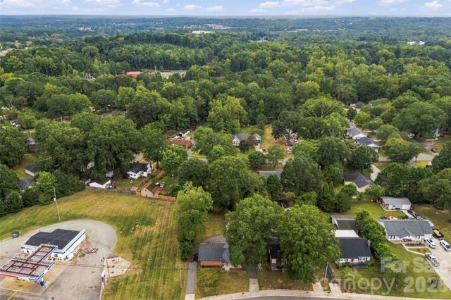 1094 Union Street S, Concord, NC 28025