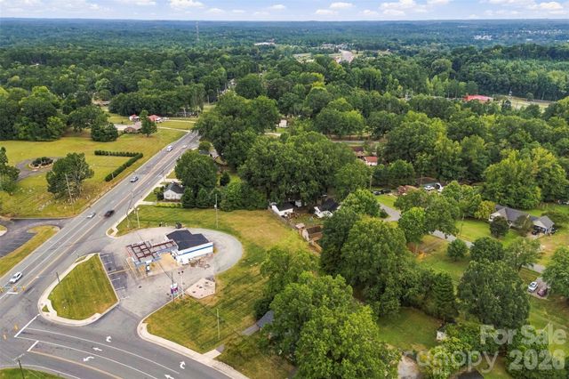 1094 Union Street S, Concord, NC 28025