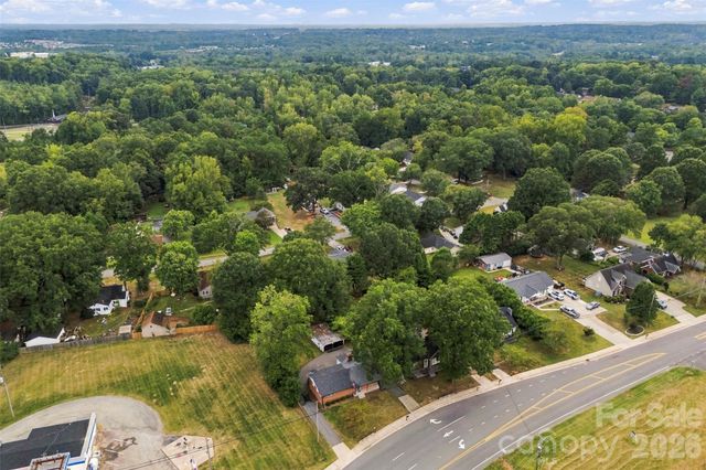 1094 Union Street S, Concord, NC 28025
