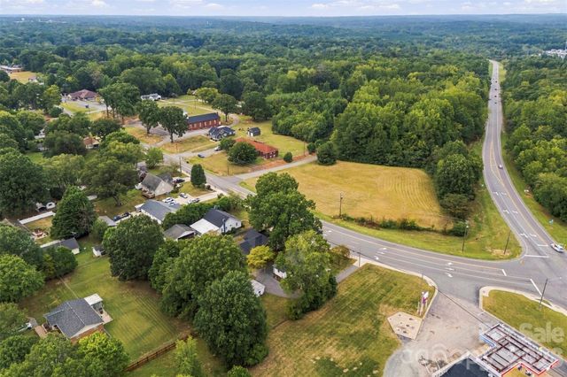 1094 Union Street S, Concord, NC 28025