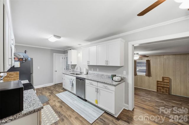 1094 Union Street S, Concord, NC 28025