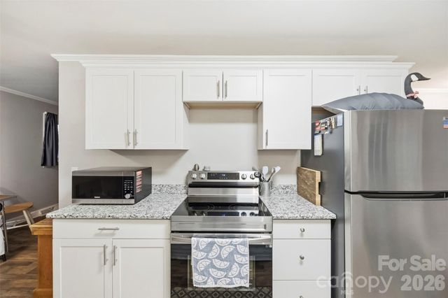 1094 Union Street S, Concord, NC 28025