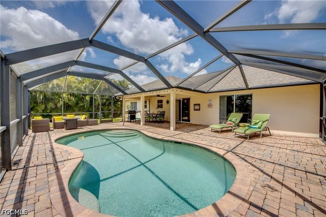 2919 SW 2nd PL, Cape Coral, FL 33914