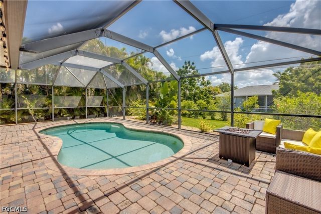 2919 SW 2nd PL, Cape Coral, FL 33914
