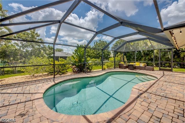 2919 SW 2nd PL, Cape Coral, FL 33914