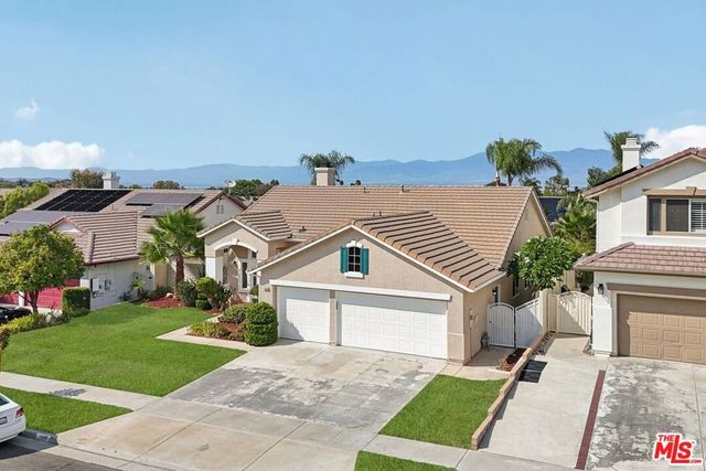 1169 Sinsonte Circle, Corona, CA 92882