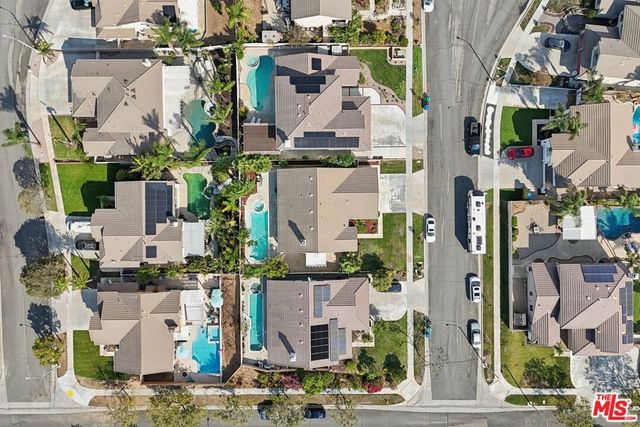 1169 Sinsonte Circle, Corona, CA 92882