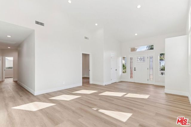 1169 Sinsonte Circle, Corona, CA 92882
