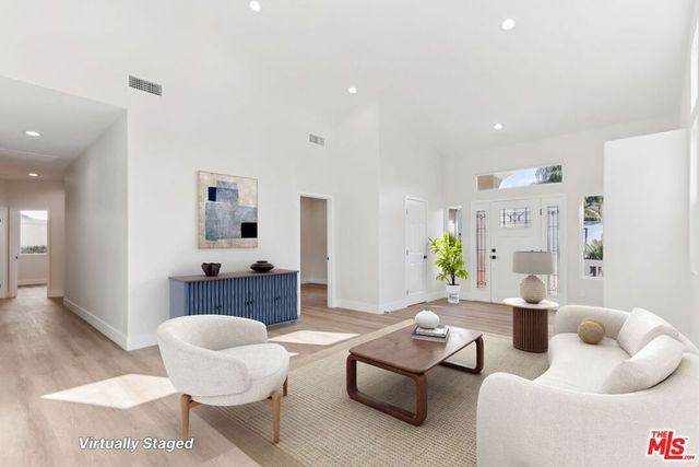 1169 Sinsonte Circle, Corona, CA 92882