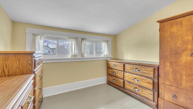 212 Fond du Lac AVENUE, Sheboygan Falls, WI 53085
